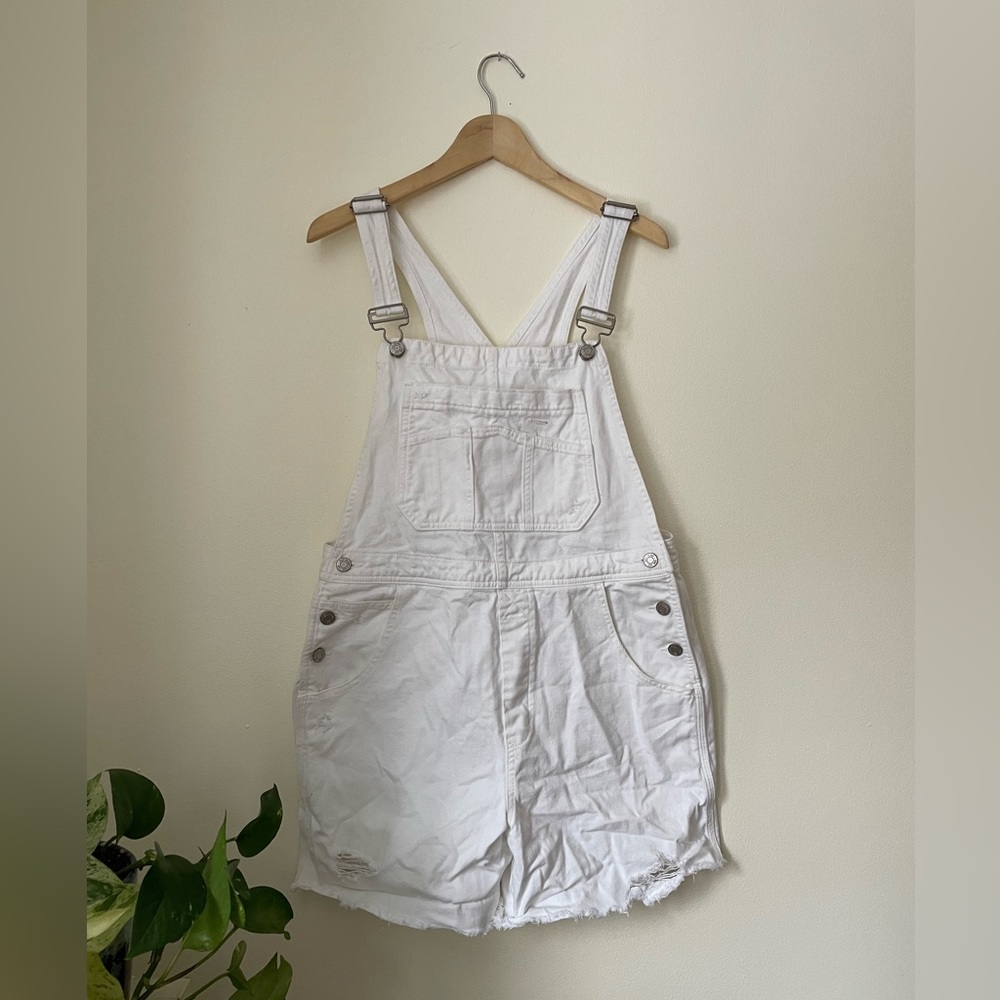 White GAP overall shorts